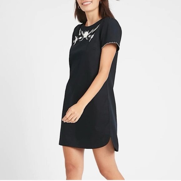 Small Banana Republic Embroidered Shift Dress Black/White - Picture 1 of 4